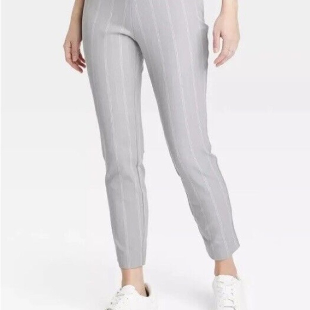 Target Gray Ankle Cropped Pants